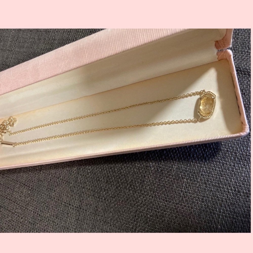 Kendra Scott Elisa Pendant Necklace in Gold